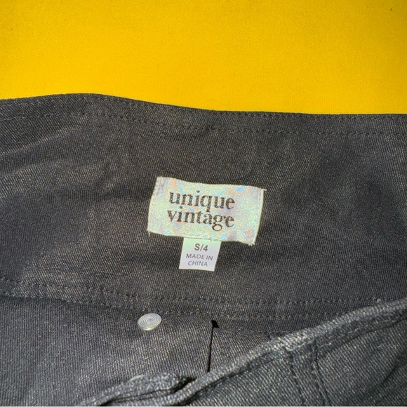 Unique vintage front fly pleated skirt - Picture 3 of 4